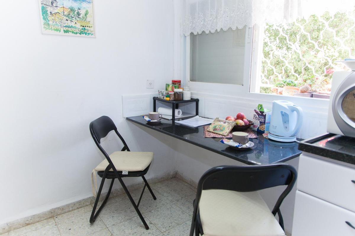 Stella Maris Hosting Apartment Haifa Exterior foto